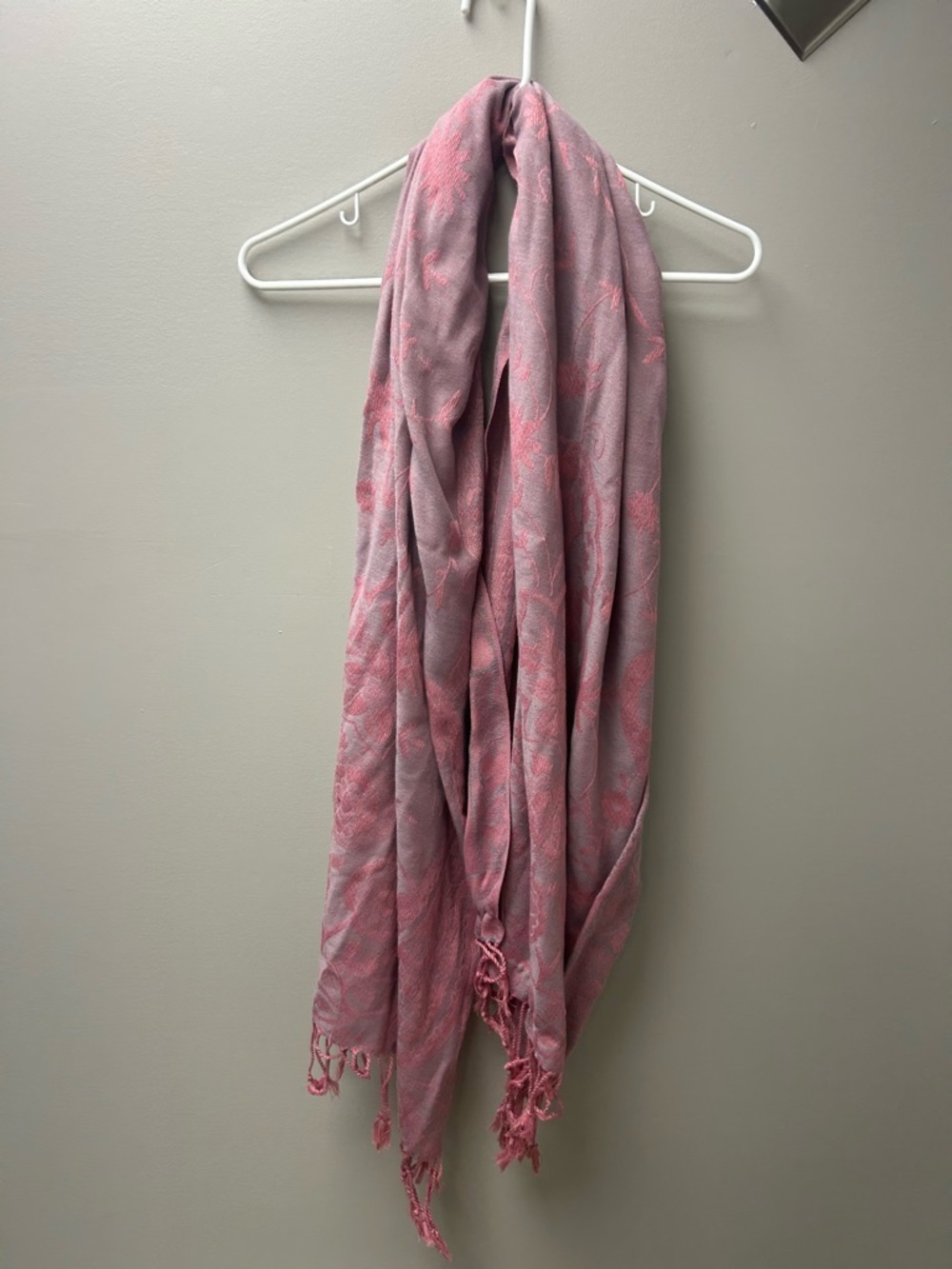 Pashmina Silk Blend‎ Pink & Grey Floral Fringe Scarf Shawl